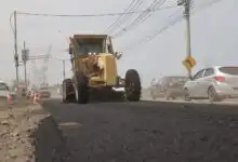 Obras de recuperação da Reta de Piranema foram retomadas com a aplicação de uma nova camada de asfalto na RJ-099.