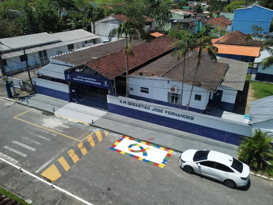 Vista aérea da Escola Municipal Sebastião José Fernandes