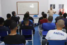 Estudantes da rede estadual podem escolher curso e unidade da Faetec durante o período de inscrição.