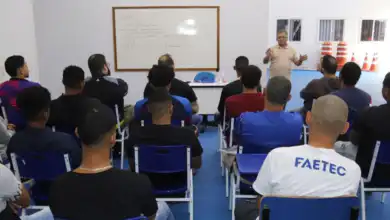 Estudantes da rede estadual podem escolher curso e unidade da Faetec durante o período de inscrição.