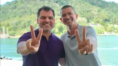 Prefeito de Mangaratiba, Luiz Cláudio Ribeiro, ao lado de Douglas Ruas