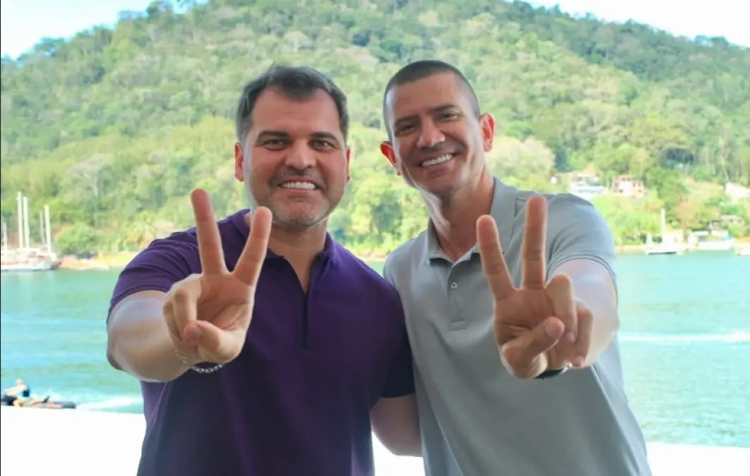 Prefeito de Mangaratiba, Luiz Cláudio Ribeiro, ao lado de Douglas Ruas