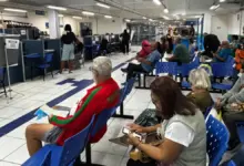 Atendimento em um dos Postos do Detran RJ
