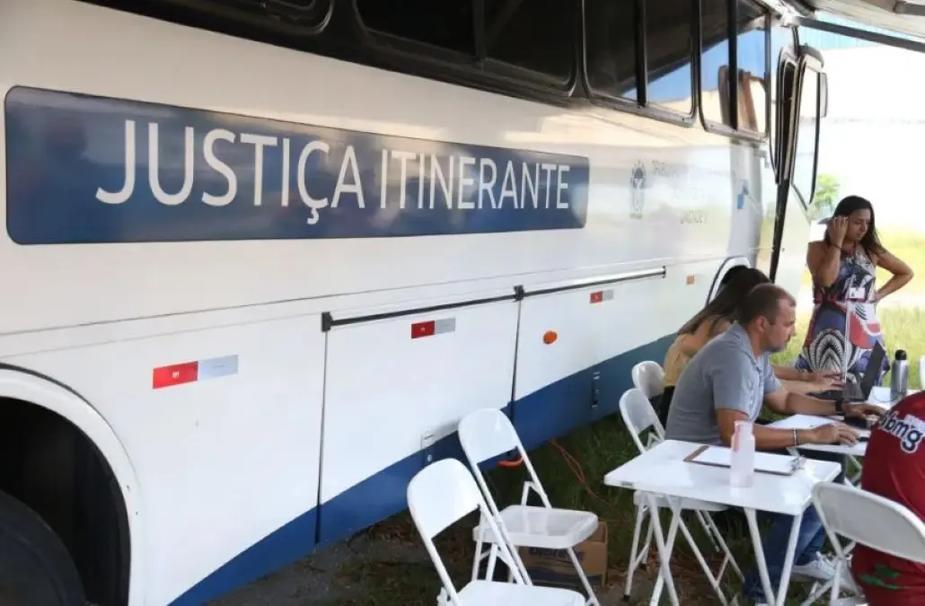 Justiça Itinerante oferece atendimento jurídico gratuito