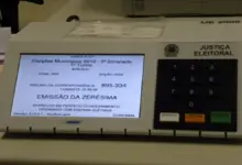 TRE-RJ realiza procedimentos de preparação e auditoria das urnas eletrônicas
