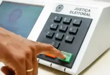 Eleitores que não compareceram às urnas no primeiro turno poderão votar no segundo, marcado para 25 de outubro, desde que o título eleitoral esteja regular.