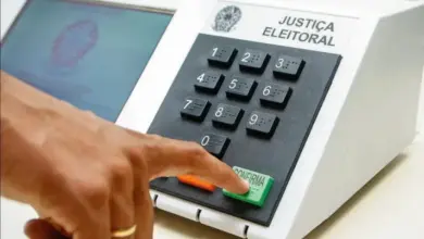 Eleitores que não compareceram às urnas no primeiro turno poderão votar no segundo, marcado para 25 de outubro, desde que o título eleitoral esteja regular.
